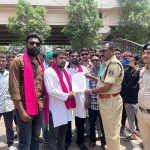 अजीत जोगी युवा मोर्चा के प्रदेश अध्यक्ष शमसुल ने घेरा पुलिस अधीक्षक कार्यालय