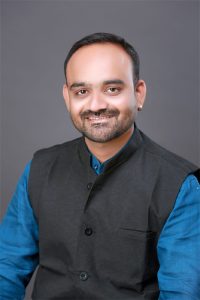 Vivek Thakur